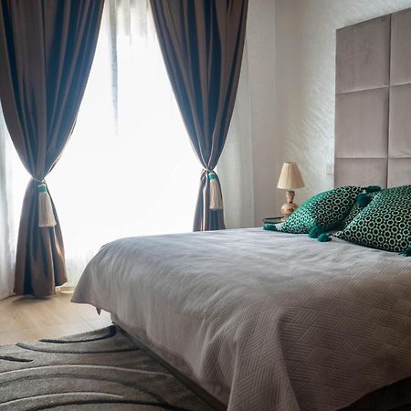 Magnifique Appartement Moderne De 2 Chambres Avec Piscine A 10 Min Du Centre De Marrakech Marrakesh Eksteriør bilde