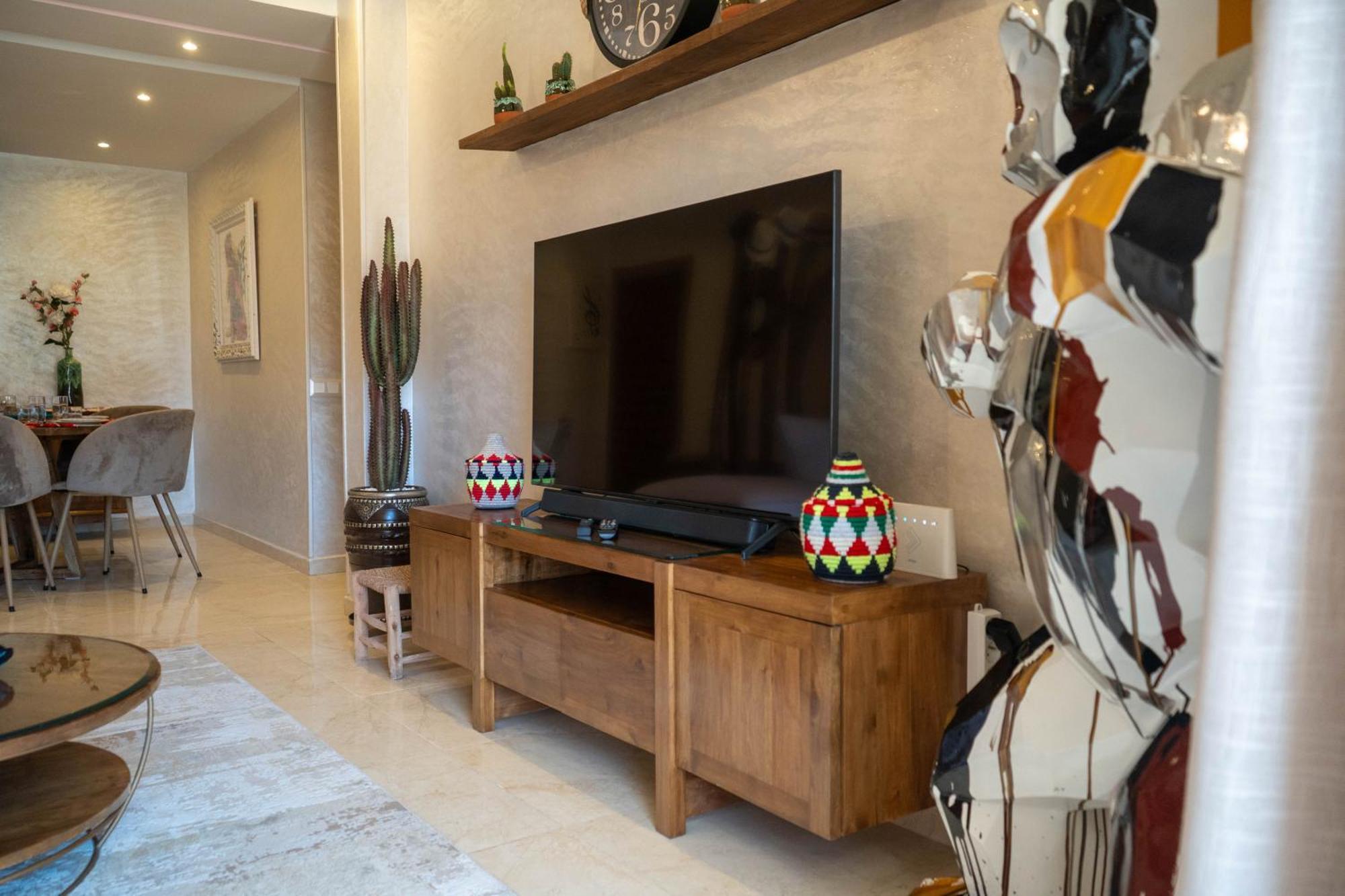 Magnifique Appartement Moderne De 2 Chambres Avec Piscine A 10 Min Du Centre De Marrakech Marrakesh Eksteriør bilde