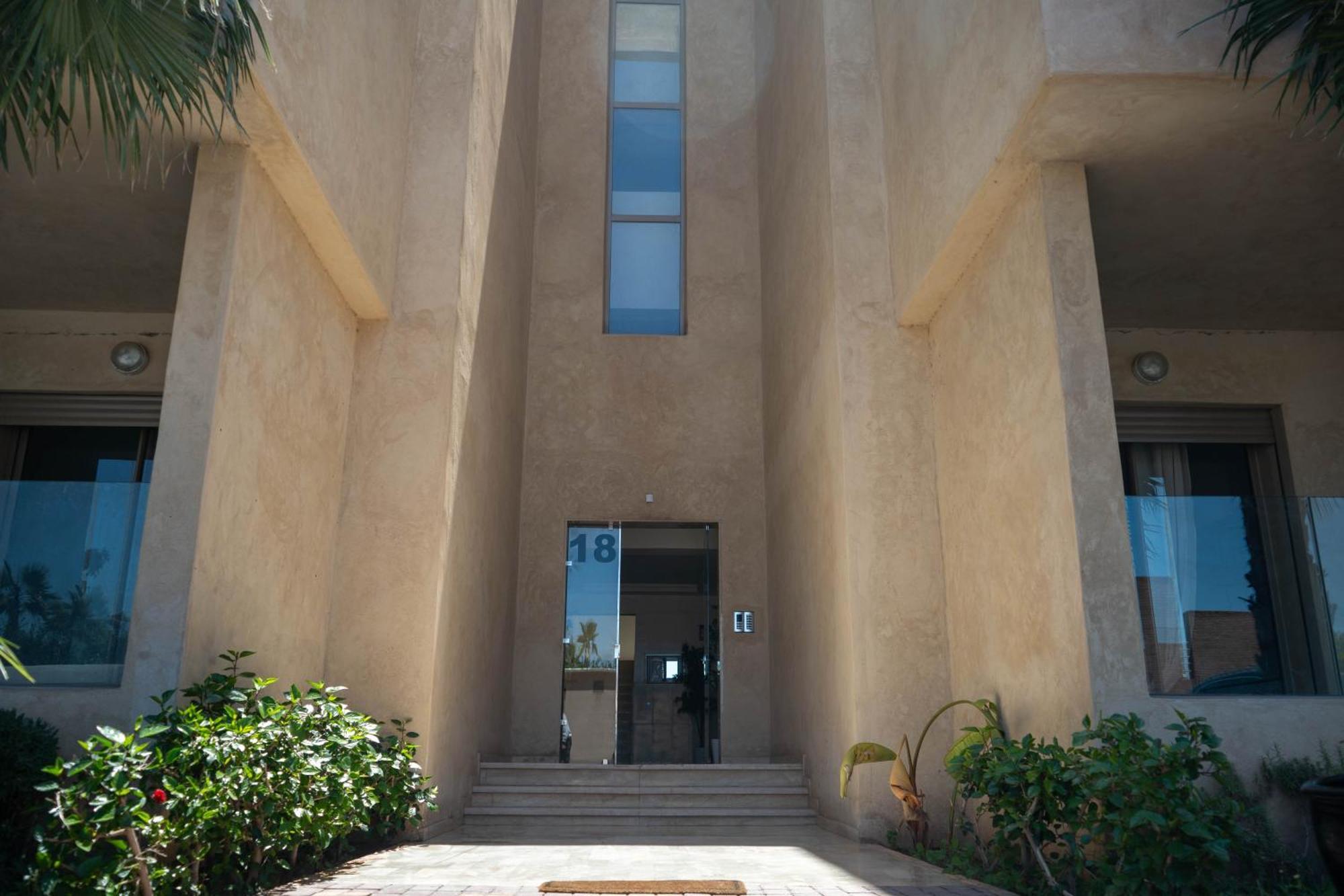 Magnifique Appartement Moderne De 2 Chambres Avec Piscine A 10 Min Du Centre De Marrakech Marrakesh Eksteriør bilde